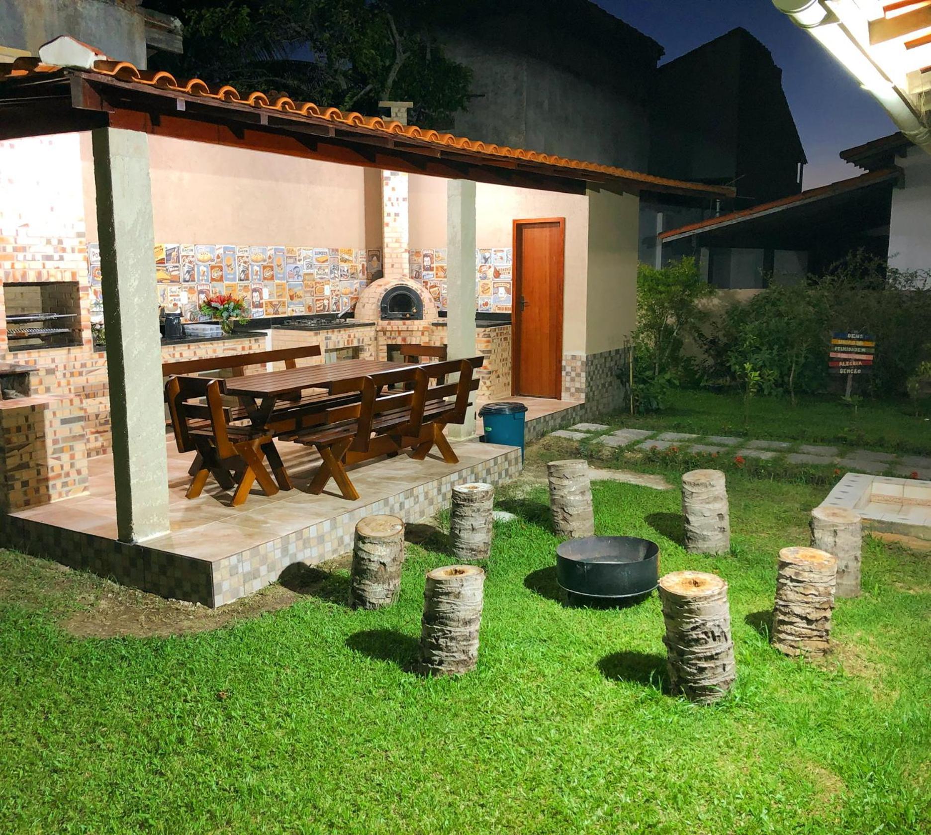 Casa Bem Espacosa Com Piscina, Campo De Futebol E Area Gourmet A Um Quarteirao Da Lagoa De Praia Seca Araruama Eksteriør bilde